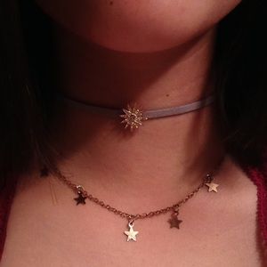 Dangle earrings+choker